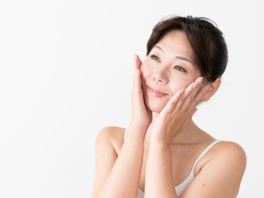 Lựa chọn sản phẩm và phương pháp chăm sóc da an toàn cho người cao tuổi